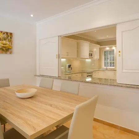 Joanne Апартаменты *