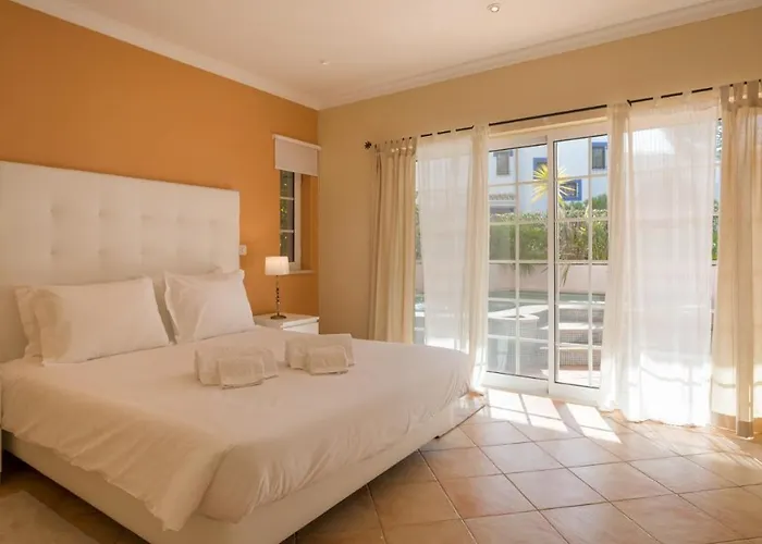 Joanne * فالي دو لوبو